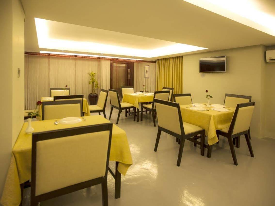 Shwe Pyi San Yar Hotel Yangon Exterior foto
