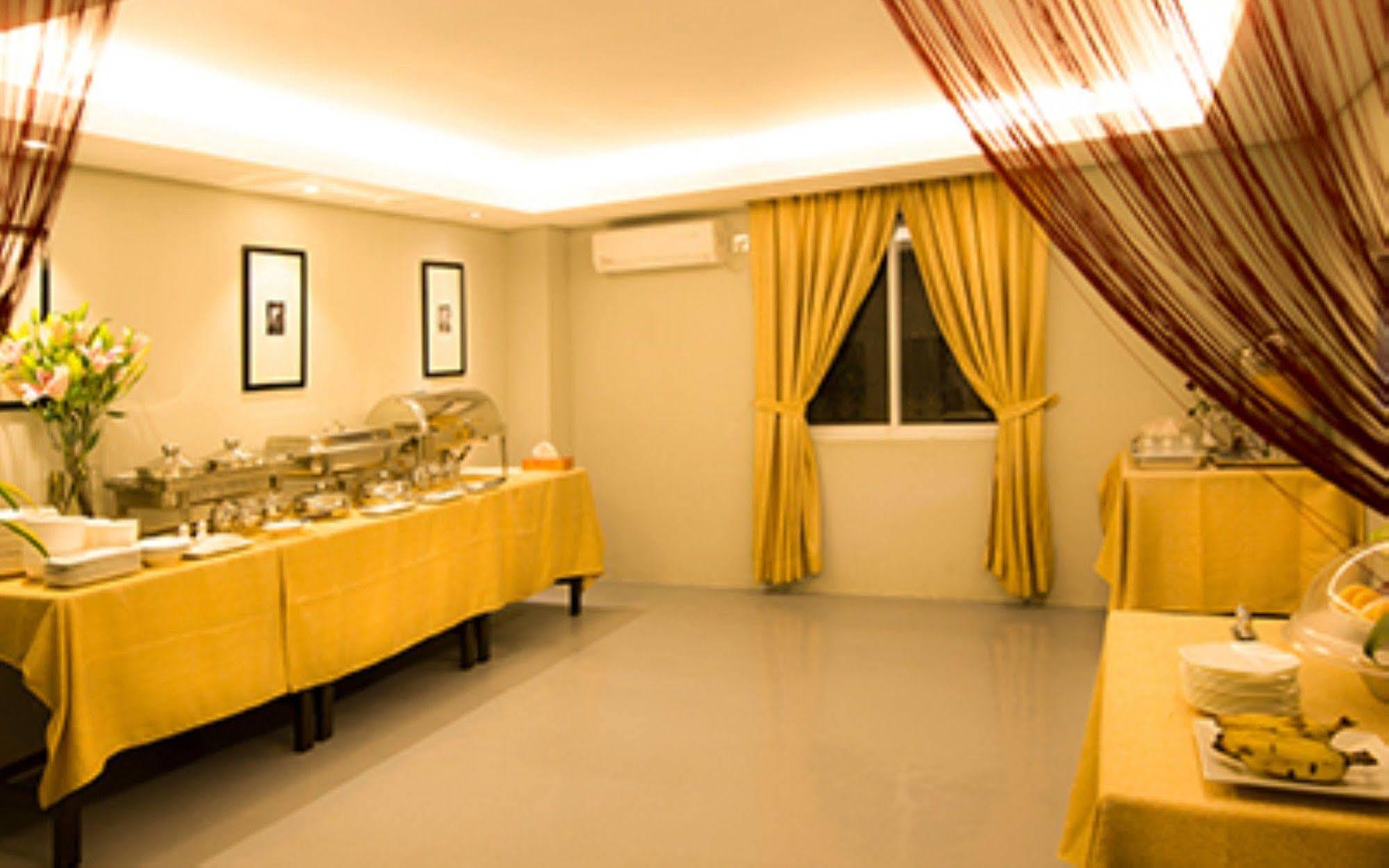 Shwe Pyi San Yar Hotel Yangon Exterior foto
