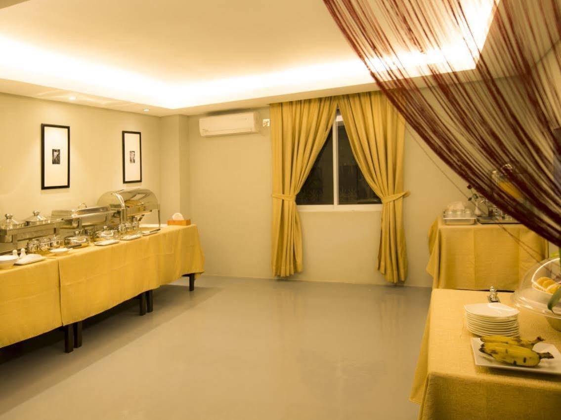 Shwe Pyi San Yar Hotel Yangon Exterior foto